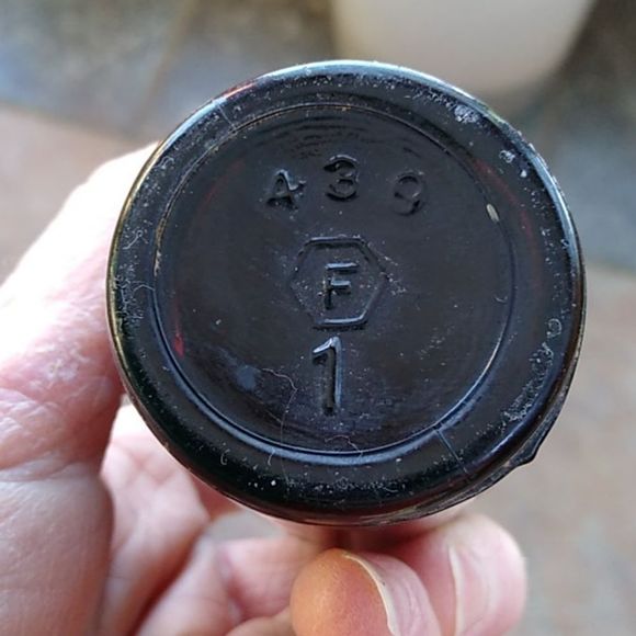 Three Very Old Vintage Glassware - Picture 4 of 9